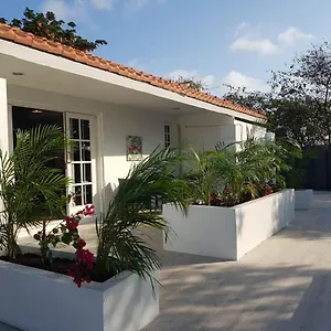 https://4-pers-accomodatie-julianadorp-curaao-2slp-2badk.comcaribbean.com