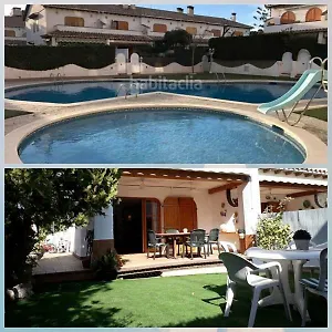 https://wonderful-beach-house-with-2-pools.catalonia-hotels.com